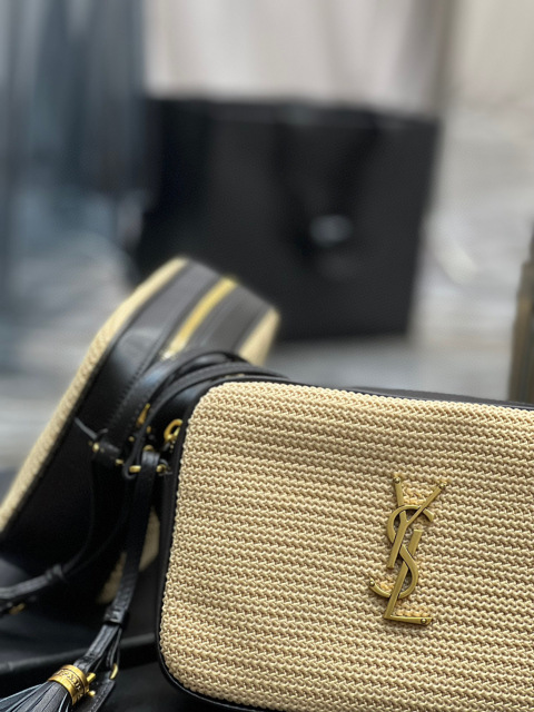 Yves Saint Laurent Braided bag Size：23*16*6cm