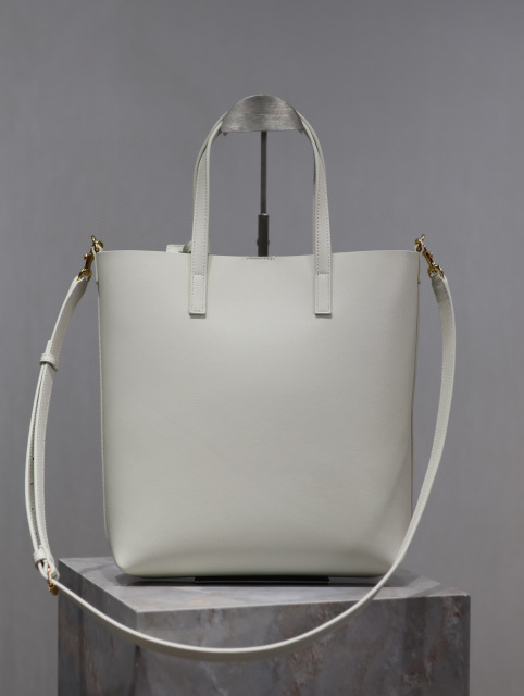 Einkaufstasche von Yves Saint Laurent, Größe: 25 x 28 x 8 cm