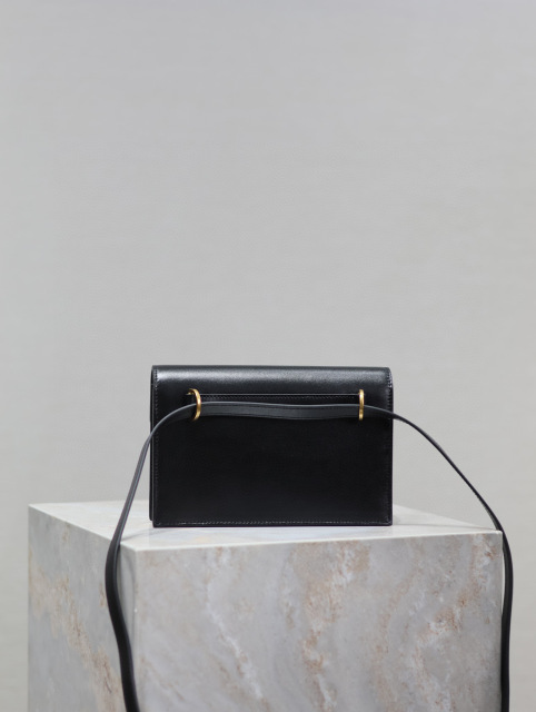 Yves Saint Laurent Voltaire Tasche Größe: 19 * 12 * 3,5 cm