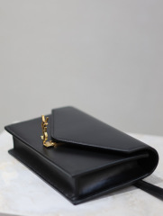 Yves Saint Laurent Voltaire Tasche Größe: 19 * 12 * 3,5 cm