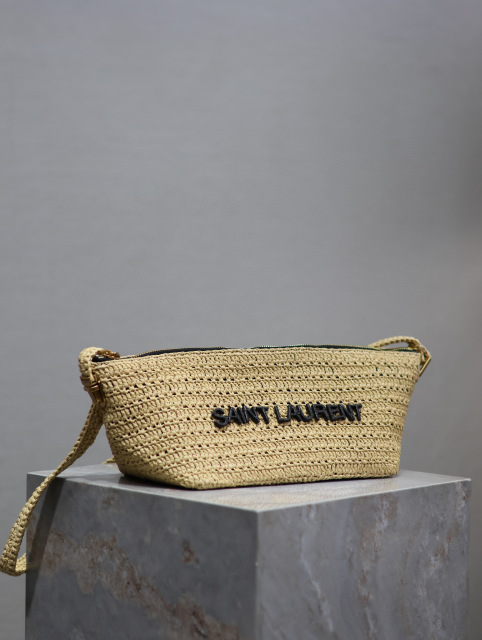 Yves Saint Laurent Umhängetasche Größe: 26 * 14 * 14,5 cm