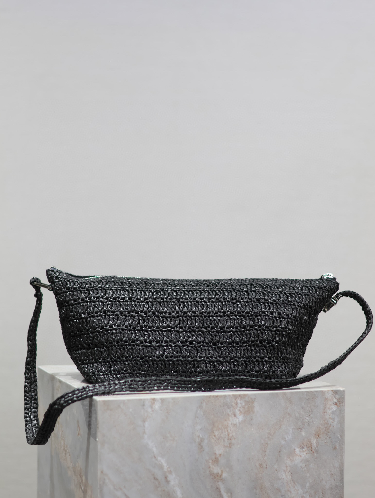 Yves Saint Laurent Umhängetasche Größe: 26 * 14 * 14,5 cm