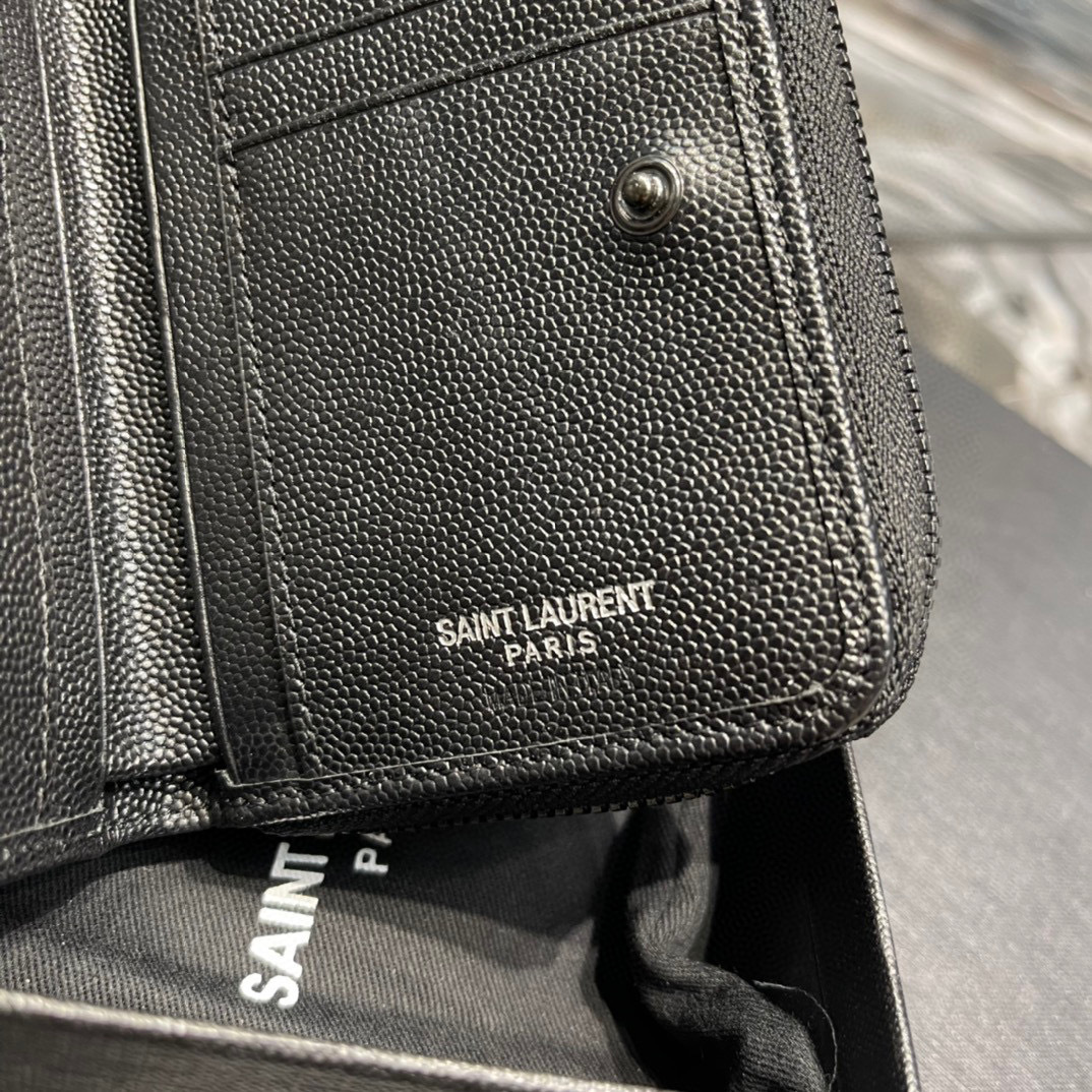 Yves Saint Laurent Monogramm-Tasche Größe: 12 x 10 x 3 cm