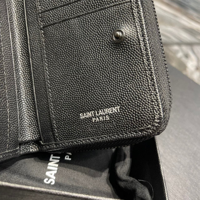 Yves Saint Laurent Monogramm-Tasche Größe: 12 x 10 x 3 cm