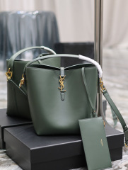 Borsa a secchiello Yves Saint Laurent Dimensioni: 26*20*12cm