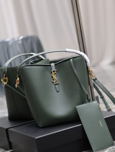 Borsa a secchiello Yves Saint Laurent Dimensioni: 26*20*12cm