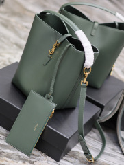 Borsa a secchiello Yves Saint Laurent Dimensioni: 26*20*12cm