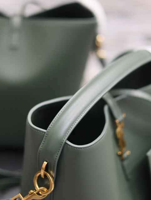 Borsa a secchiello Yves Saint Laurent Dimensioni: 26*20*12cm
