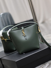Borsa a secchiello Yves Saint Laurent Dimensioni: 17*20*13cm