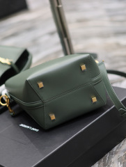 Borsa a secchiello Yves Saint Laurent Dimensioni: 17*20*13cm