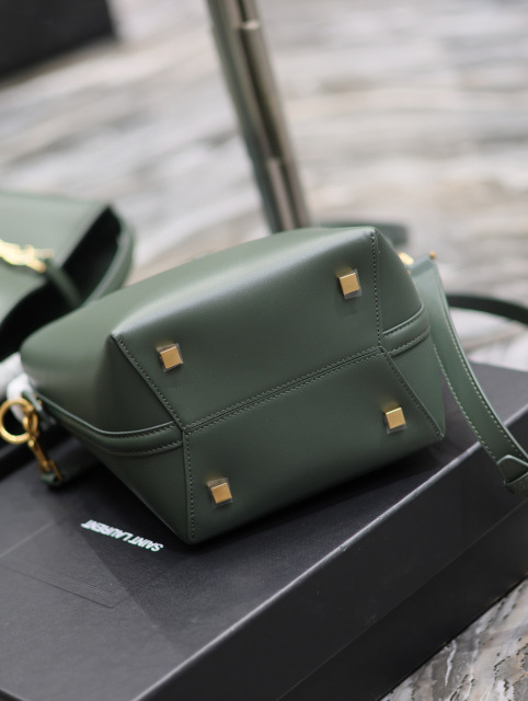 Borsa a secchiello Yves Saint Laurent Dimensioni: 17*20*13cm