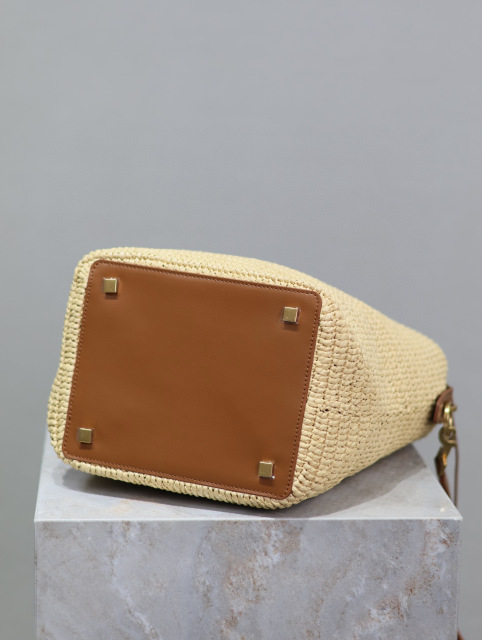 Yves Saint Laurent Beuteltasche Größe: 20 * 25 * 16 cm