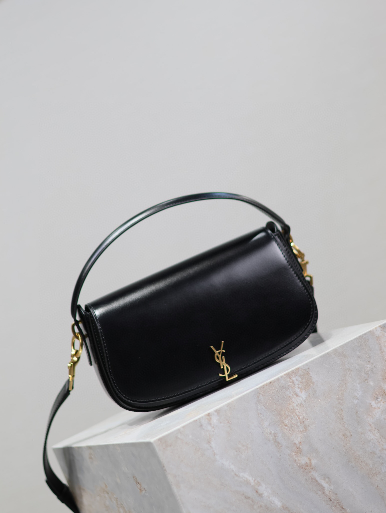Borsa Yves Saint Laurent voltaire Dimensioni: 24*15*5cm