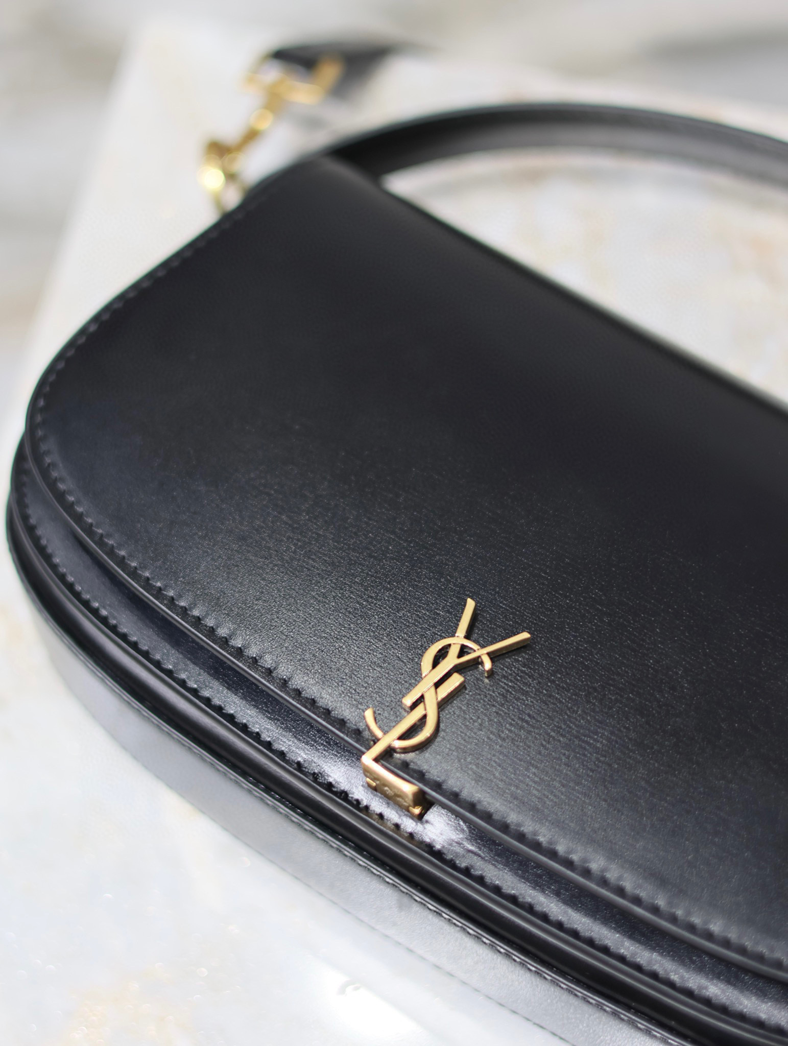 Borsa Yves Saint Laurent voltaire Dimensioni: 24*15*5cm