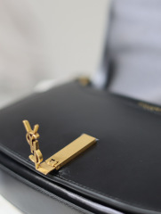 Borsa Yves Saint Laurent voltaire Dimensioni: 24*15*5cm