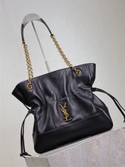 Borsa pochon Yves Saint Laurent Dimensioni: 27*29*11 cm