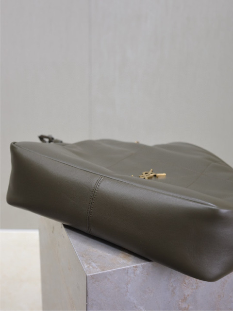 Borsa pochon Yves Saint Laurent Dimensioni: 27*29*11 cm