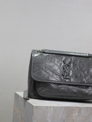 Beg niki Yves Saint Laurent Saiz：28*20.5*8.5sm