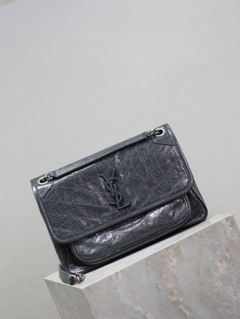 Borsa Niki Yves Saint Laurent Dimensioni: 28*20,5*8,5 cm