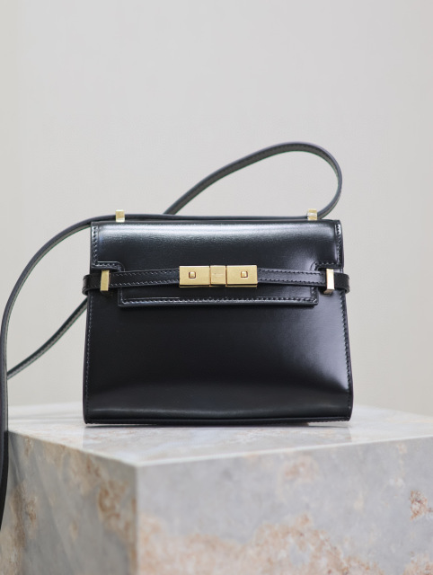 Yves Saint Laurent Mini-Unterarmtasche Größe: 19 x 14 x 4 cm