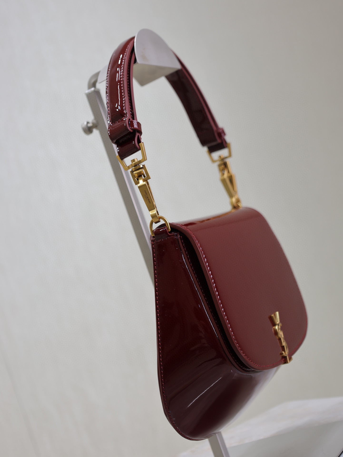 Beg pelana Yves Saint Laurent Saiz：17.5*21*8sm