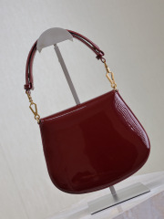 Beg pelana Yves Saint Laurent Saiz：17.5*21*8sm