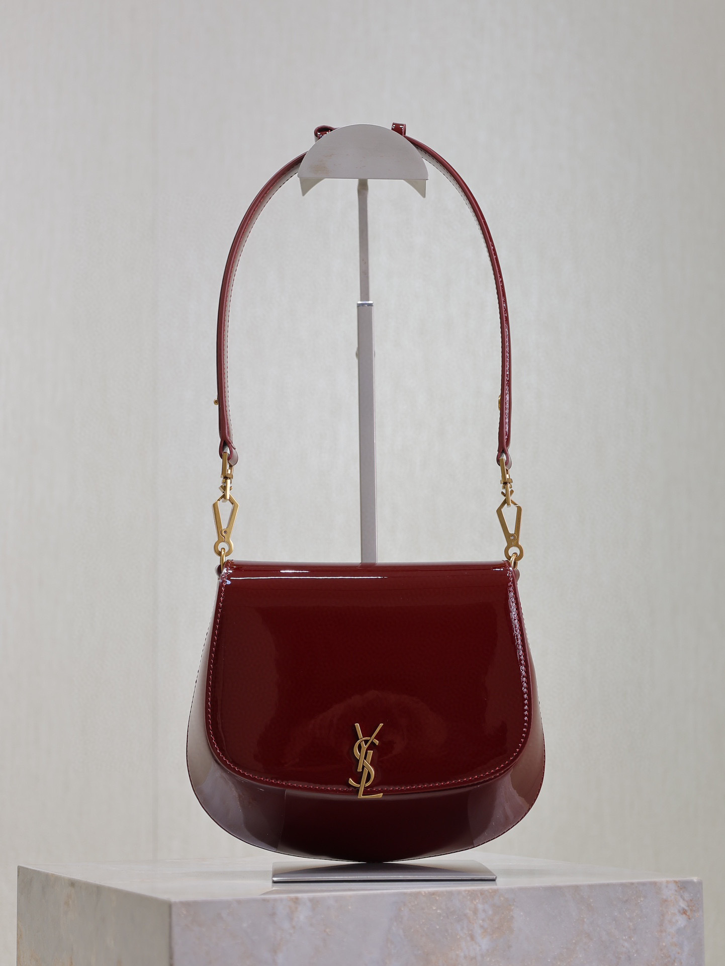 Beg pelana Yves Saint Laurent Saiz：17.5*21*8sm