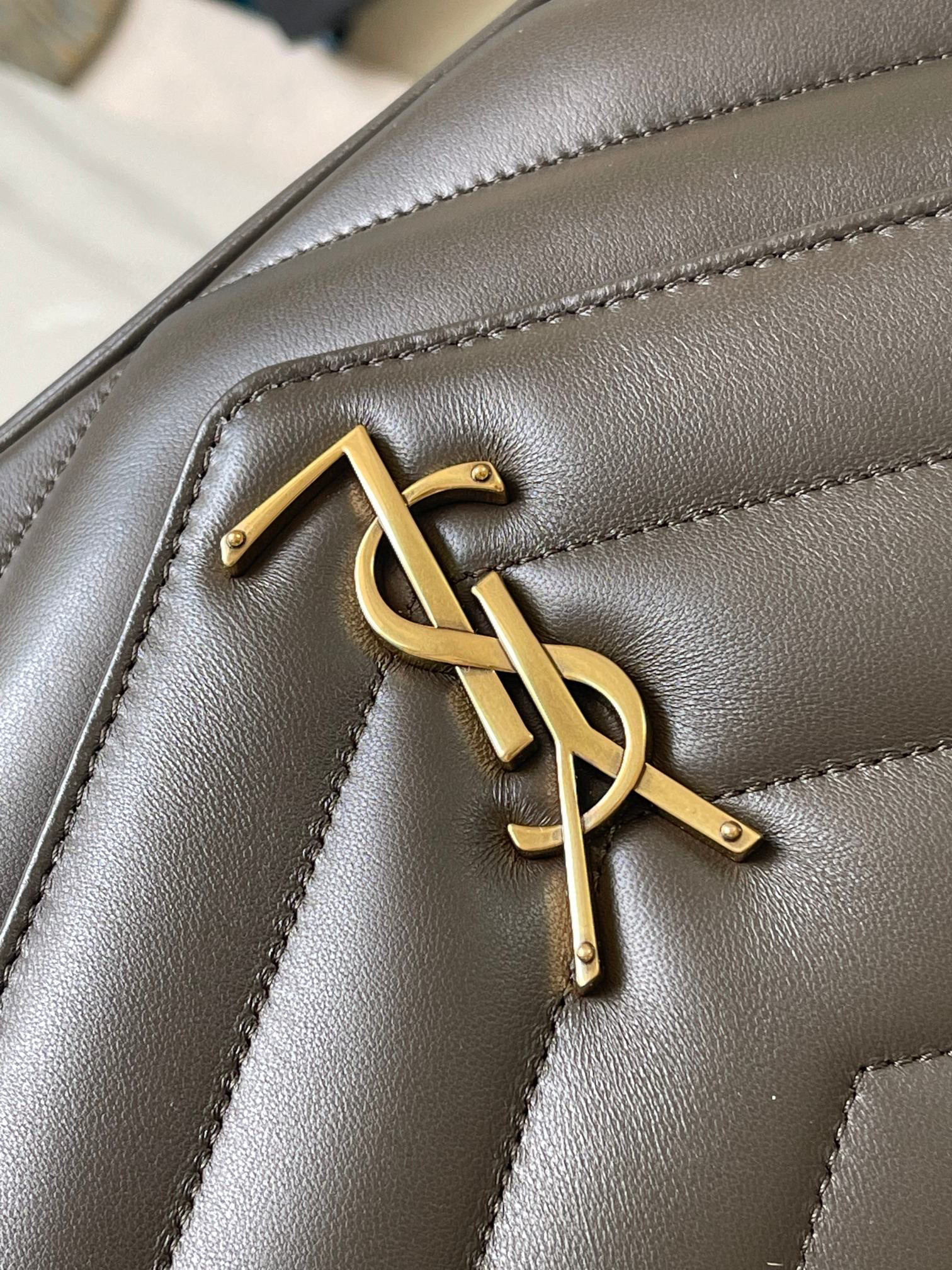 Yves Saint Laurent Borsa a busta Dimensioni: 29*17*10cm