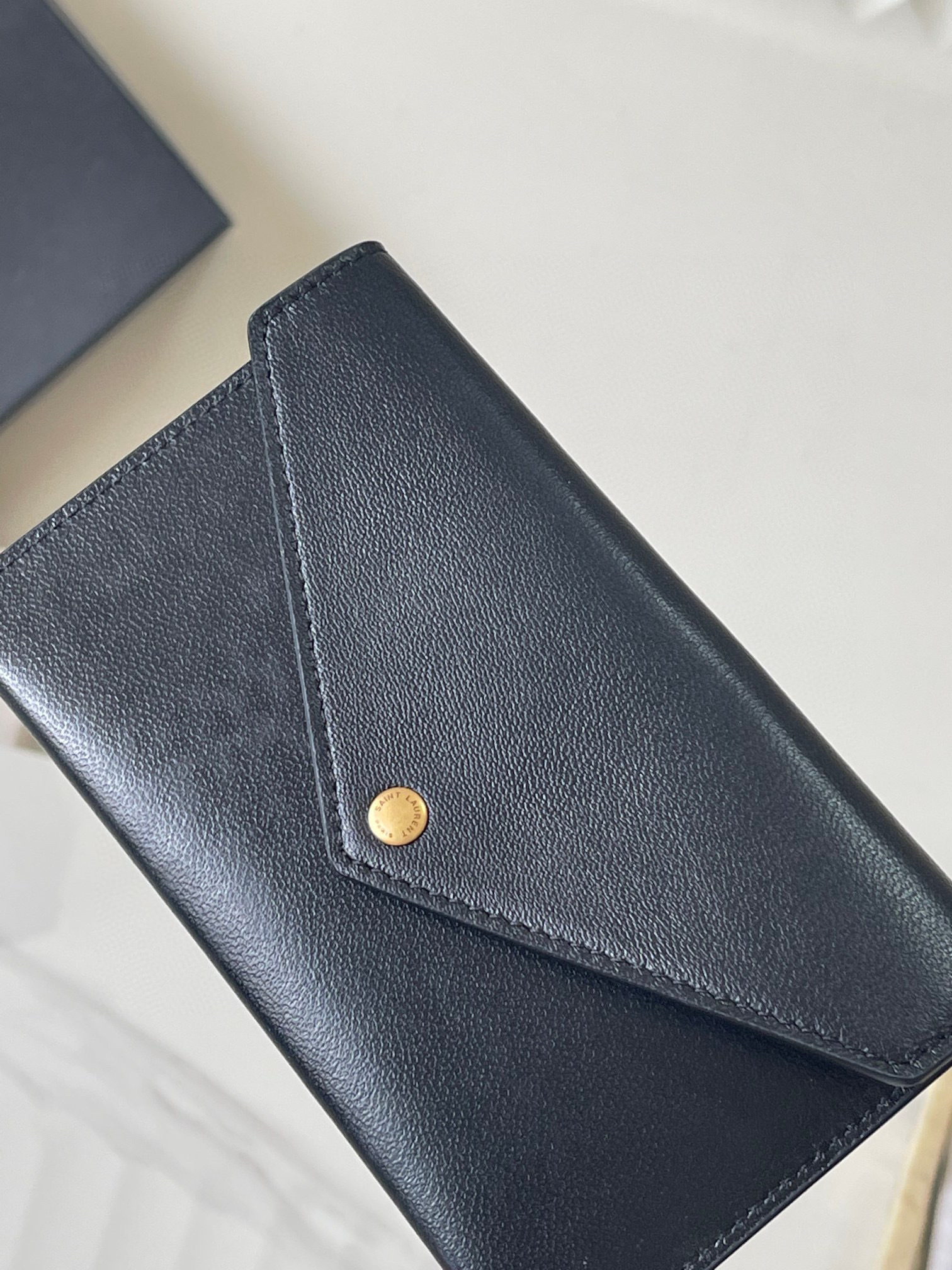 Yves Saint Laurent Borsa a busta Dimensioni: 29*17*10cm