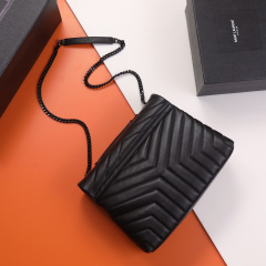 Yves Saint Laurent messenger/courier bag Size：32*22*11cm