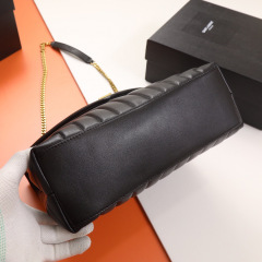 Yves Saint Laurent messenger/courier bag Size：32*22*11cm
