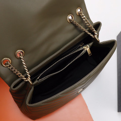 Borsa a tracolla/corriere Yves Saint Laurent Dimensioni: 32*22*11cm