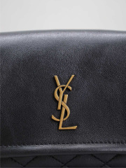 Yves Saint Laurent mini nolita Size：18*13*6cm