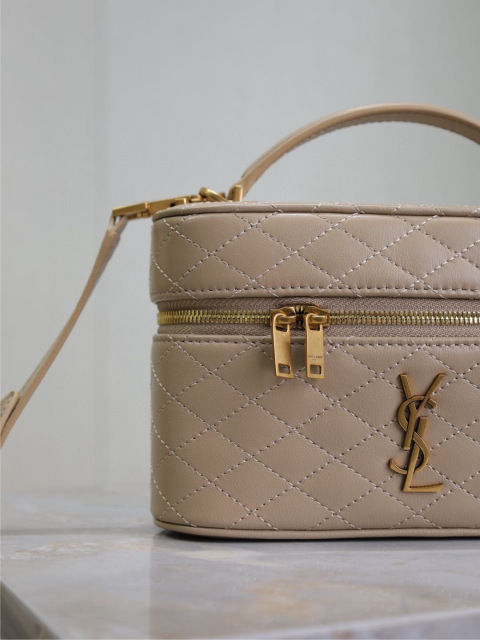 Beg gaby mini Yves Saint Laurent Saiz：18*11*6.5cm