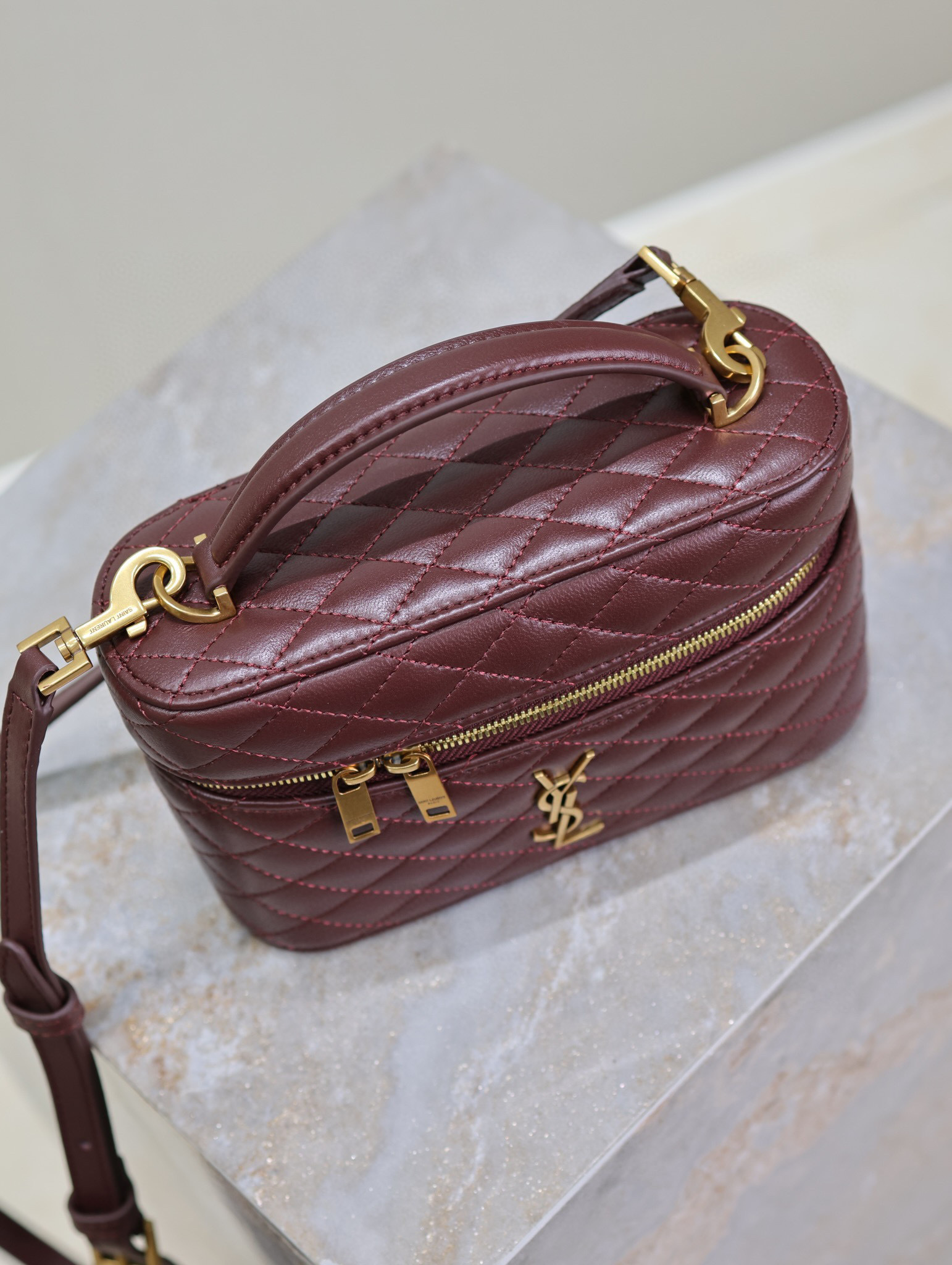 Yves Saint Laurent Mini-Gaby-Tasche Größe: 18 x 11 x 6,5 cm