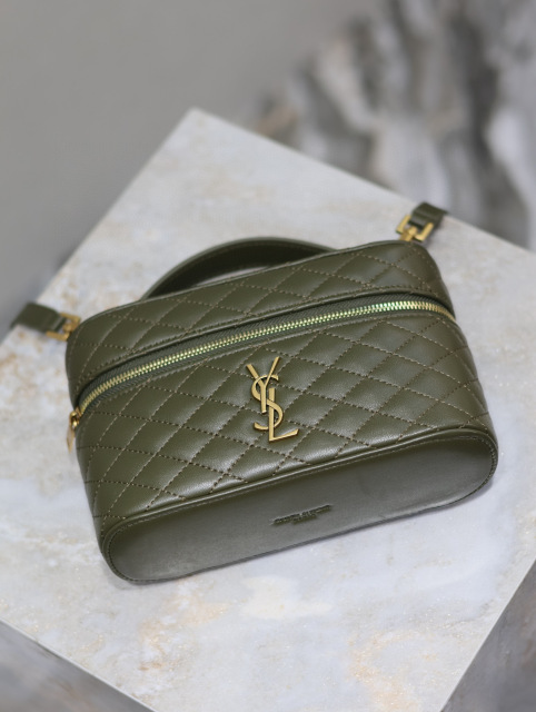 Yves Saint Laurent mini nolita Size：18*13*6cm