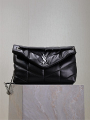Yves Saint Laurent loulou 羽绒包 尺寸：35*23*13.5cm