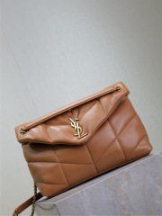 Borsa a tracolla Yves Saint Laurent Loulou Dimensioni: 35*23*13,5 cm