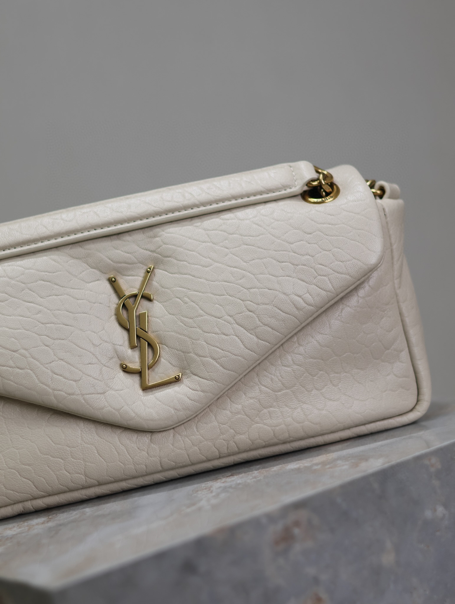 Yves Saint Laurent calypso 包尺寸：26*14*7cm