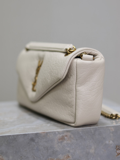 Yves Saint Laurent calypso 包尺寸：26*14*7cm