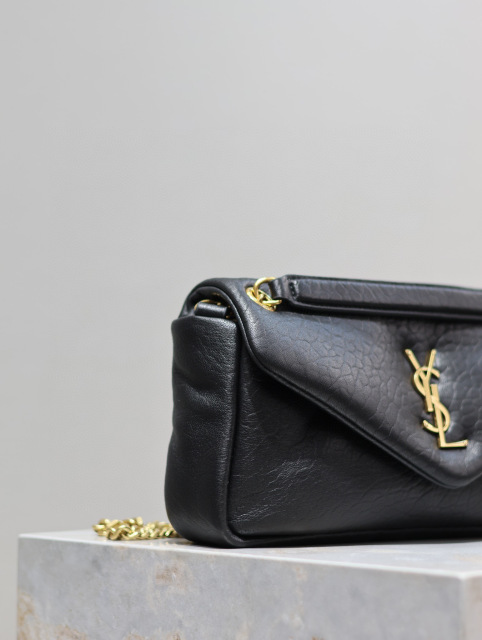 Yves Saint Laurent calypso 包尺寸：26*14*7cm