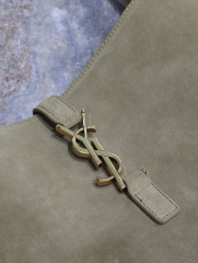 Yves Saint Laurent Borsa sottobraccio Dimensioni: 23*22*8,5 cm