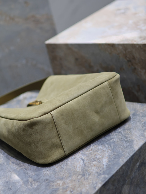 Yves Saint Laurent Borsa sottobraccio Dimensioni: 23*22*8,5 cm