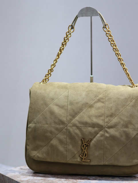 Yves Saint Laurent jamle bag Size：43*29*9cm