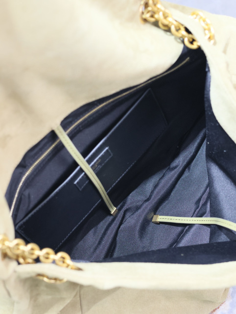 Yves Saint Laurent jamle bag Size：43*29*9cm