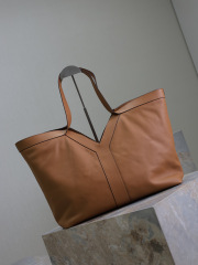 Yves Saint Laurent 新款购物袋 尺寸：50*33*16cm