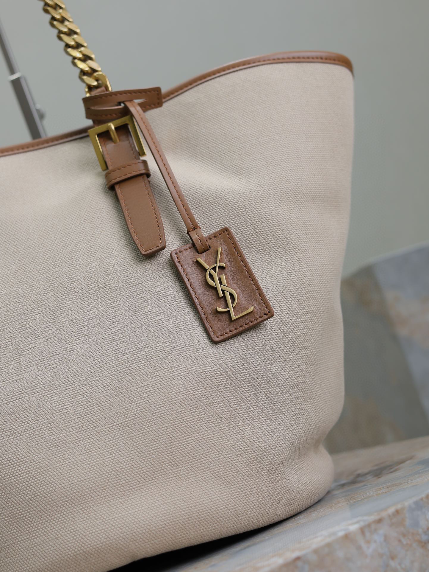 Yves Saint Laurent laurent cabas bag Size：47*30*25cm