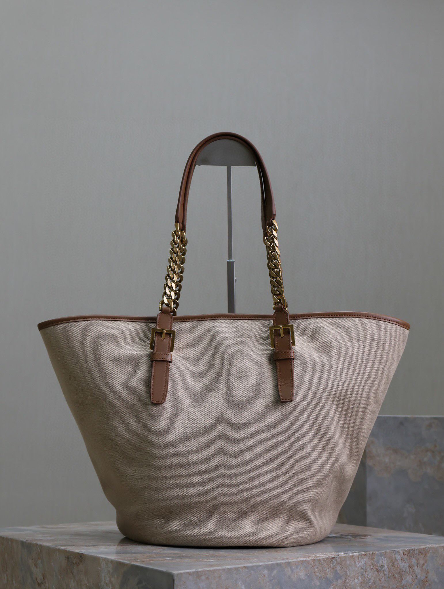 Yves Saint Laurent laurent cabas bag Size：47*30*25cm
