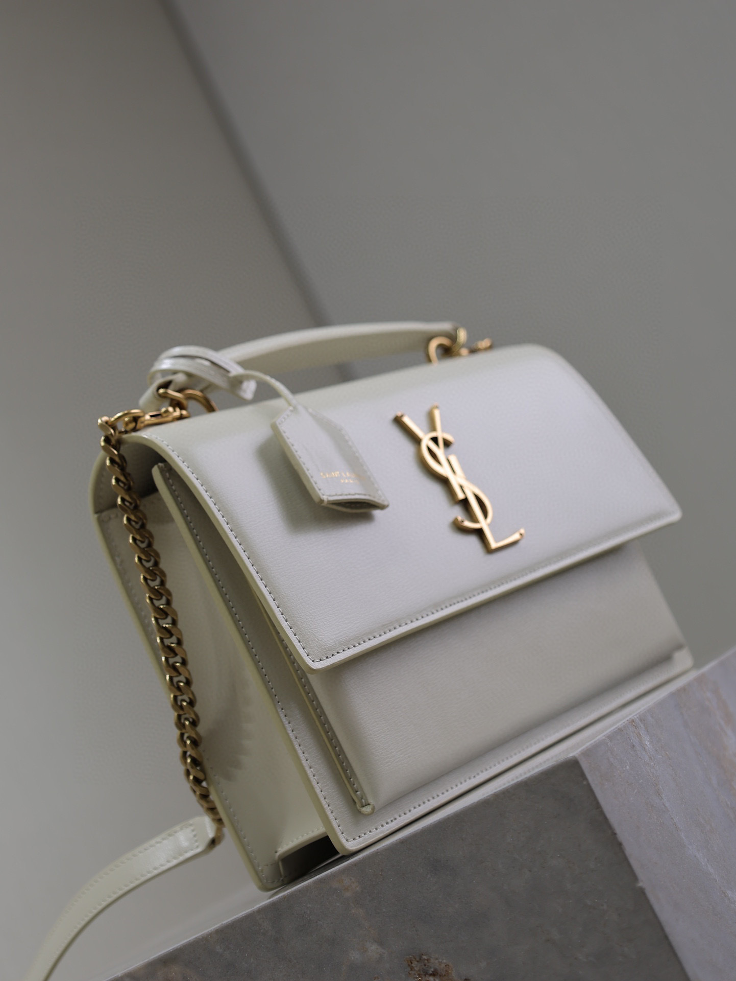 Yves Saint Laurent sunset bag Size：25*18*5cm