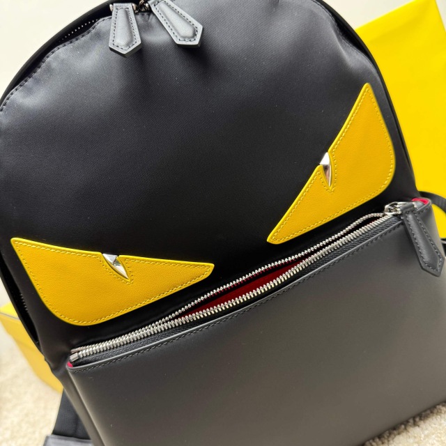 Borsa a tracolla da uomo Fendi Dimensioni: 33*38*16cm